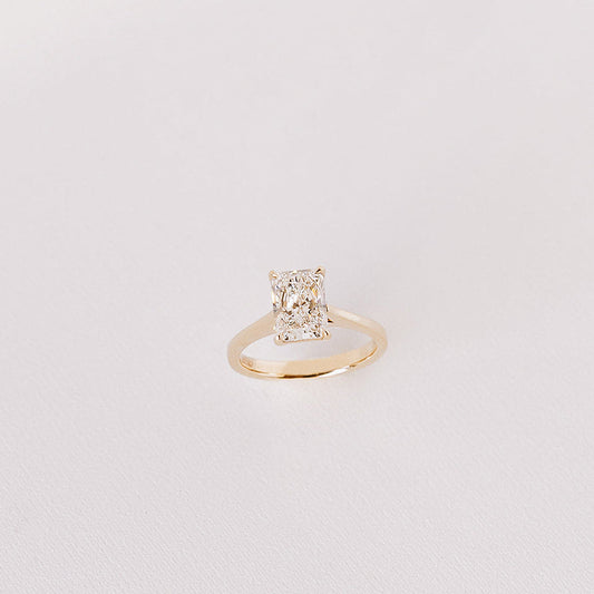 Lab vs Natural Diamonds: What’s the Difference?
