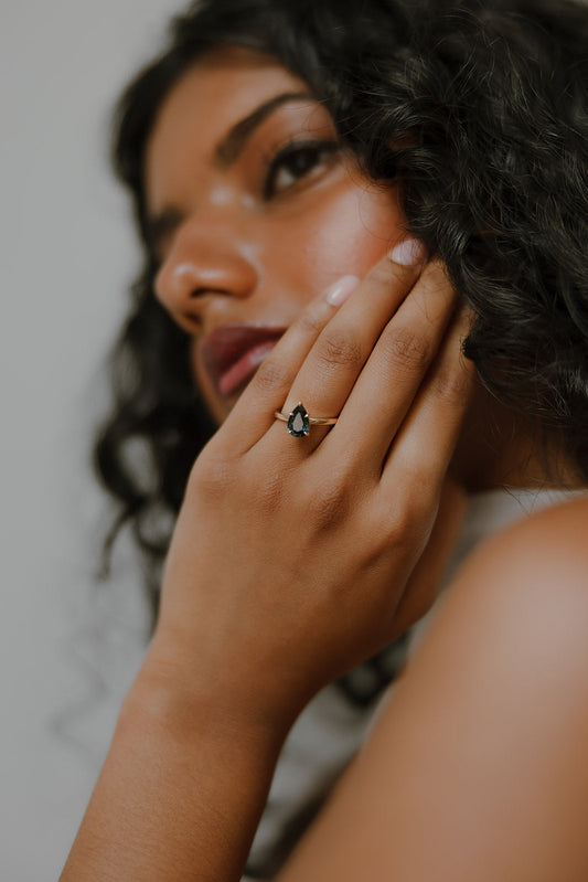 Teal Sapphire Rings in Vancouver