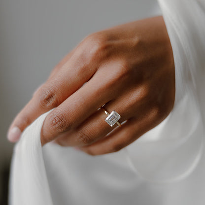 2 carat lab diamond emerald-cut ring